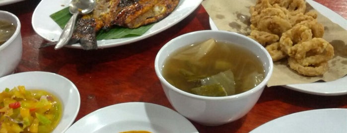 Rumah Makan Torani is one of Wisata Kuliner Samarinda.