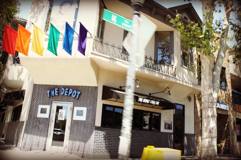 The Depot Reviews Photos Midtown Sacramento GayCities Sacramento