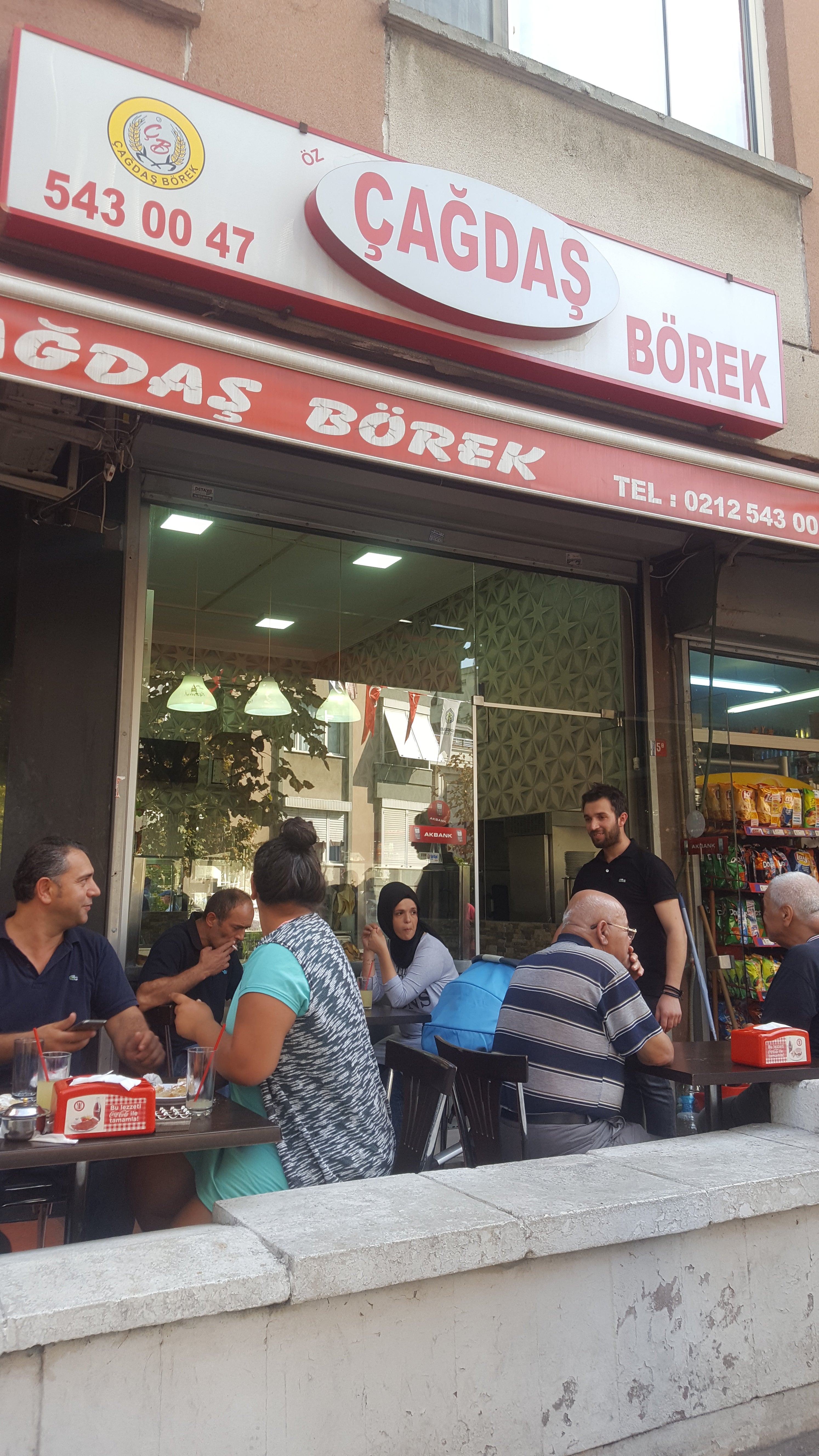 Çağdaş börek&amp;cafe Bakırköy, İstanbul