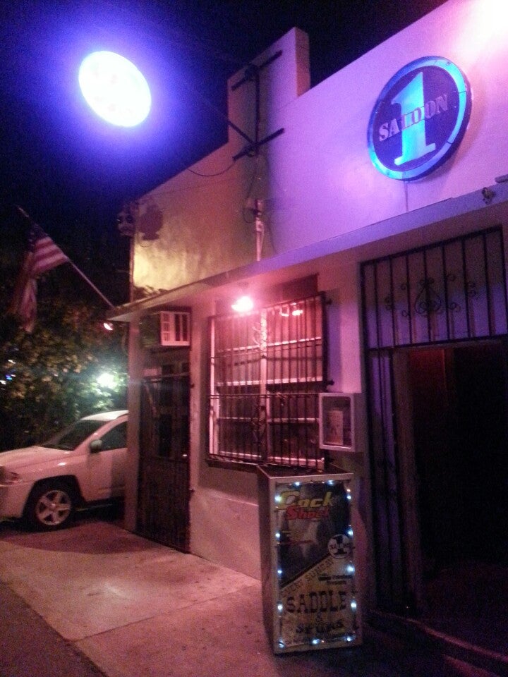 Saloon1