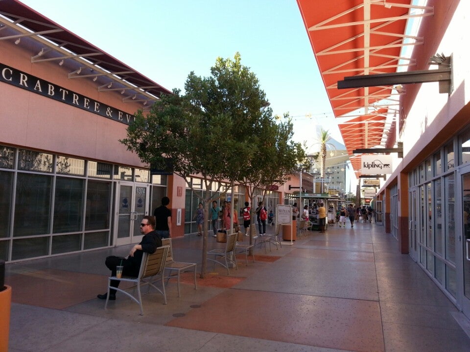 Premium Outlet Mall