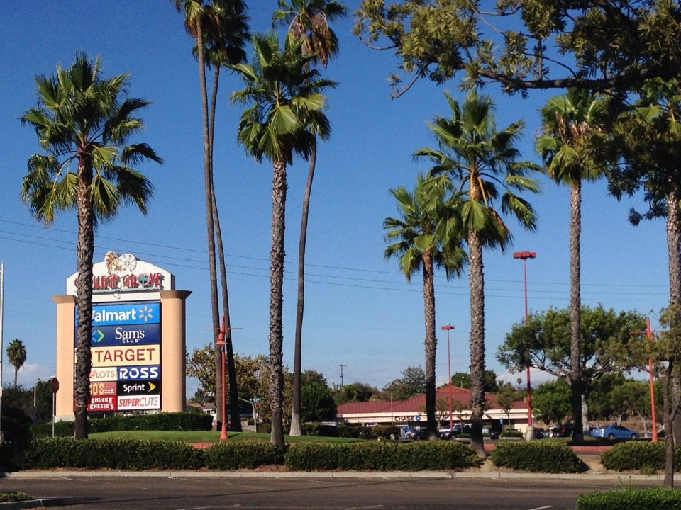 College Grove Center