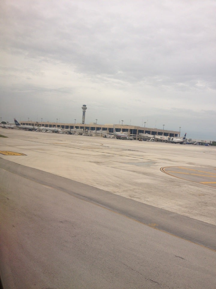 Aeropuerto Internacional de Cancún (CUN)