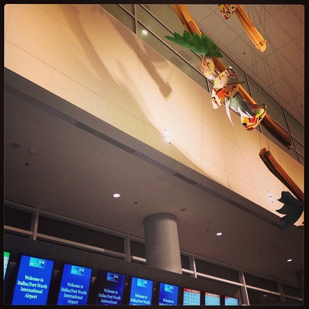 Dallas/Fort Worth International Airport (DFW)