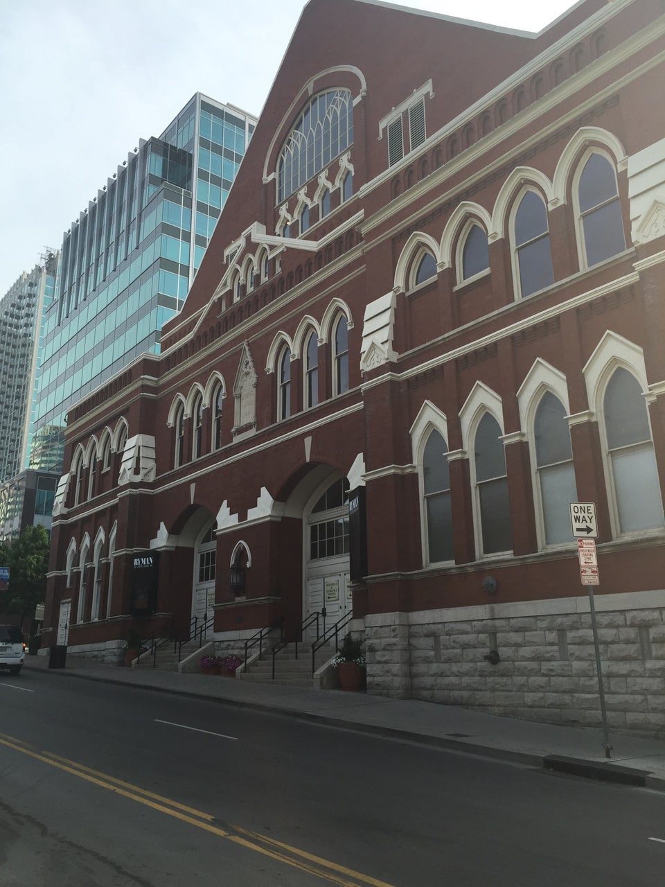 Photo of Ryman Auditorium