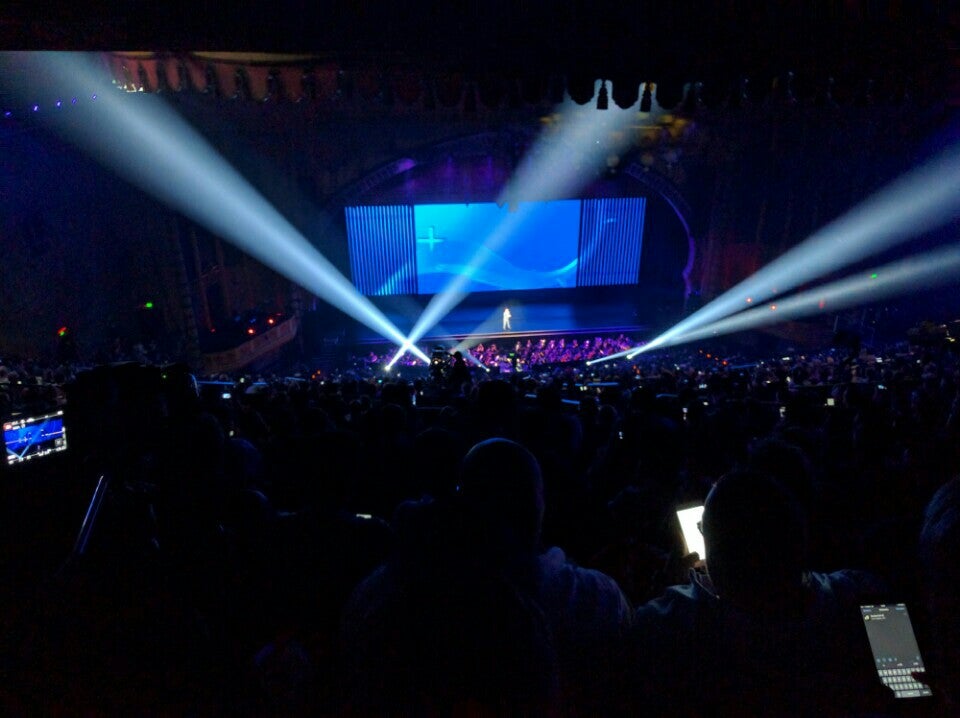 Photo of Shrine Auditorium