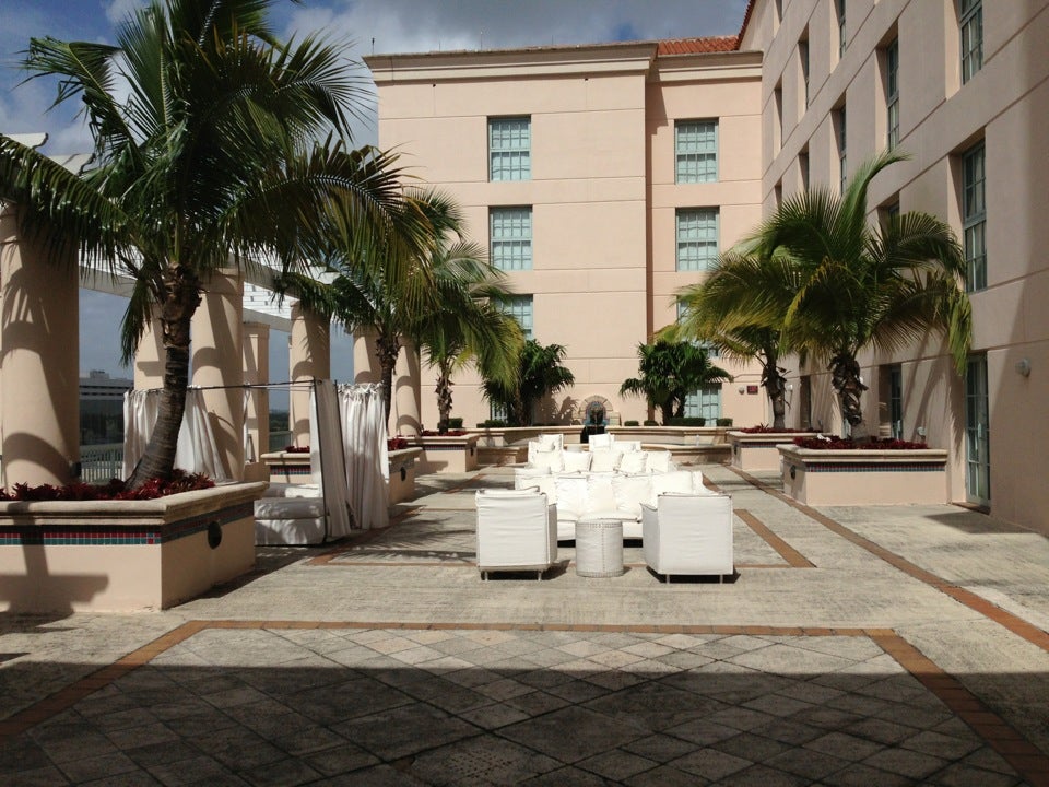 Photo of Hotel Colonnade Coral Gables