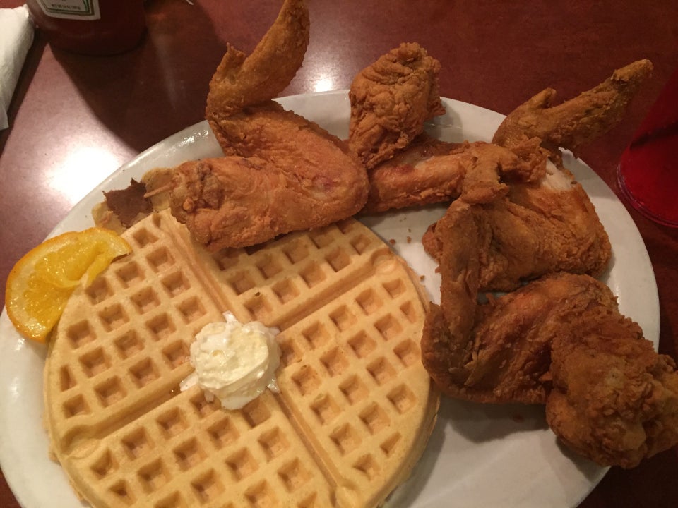 Photo of Gladys Knight & Ron Winans Chicken and Waffles