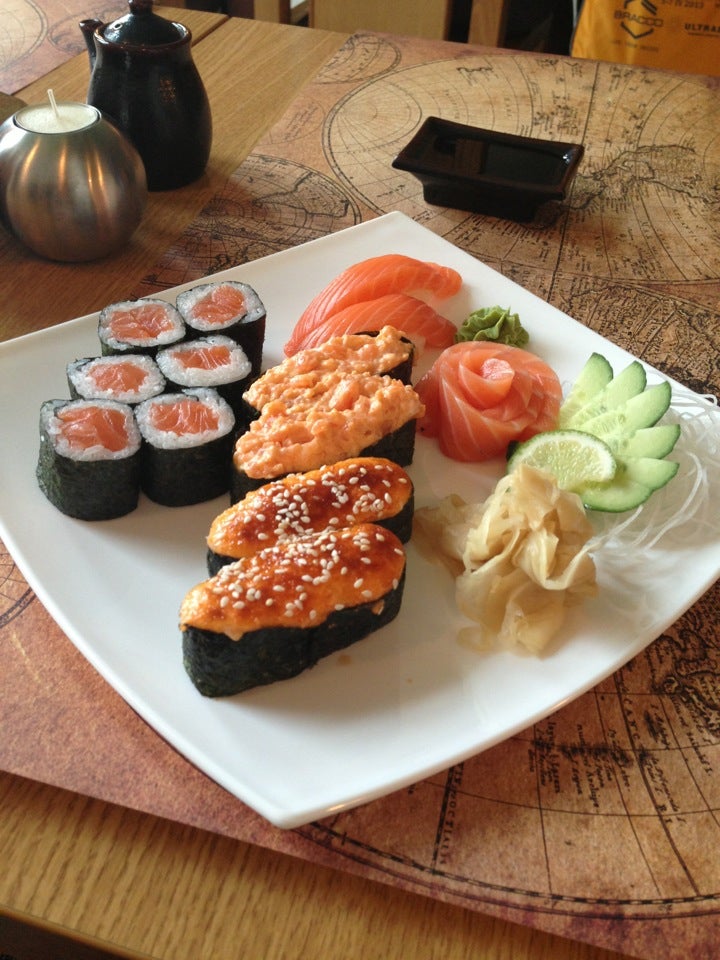 Хагакурэ суши. Хагакурэ ресторан спб. Хакагура суши ресторан. Рестораны суши в спб. Ресторан суши на площади победы.