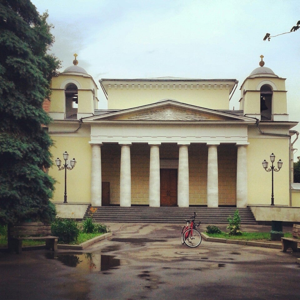 Костел святого людовика в москве