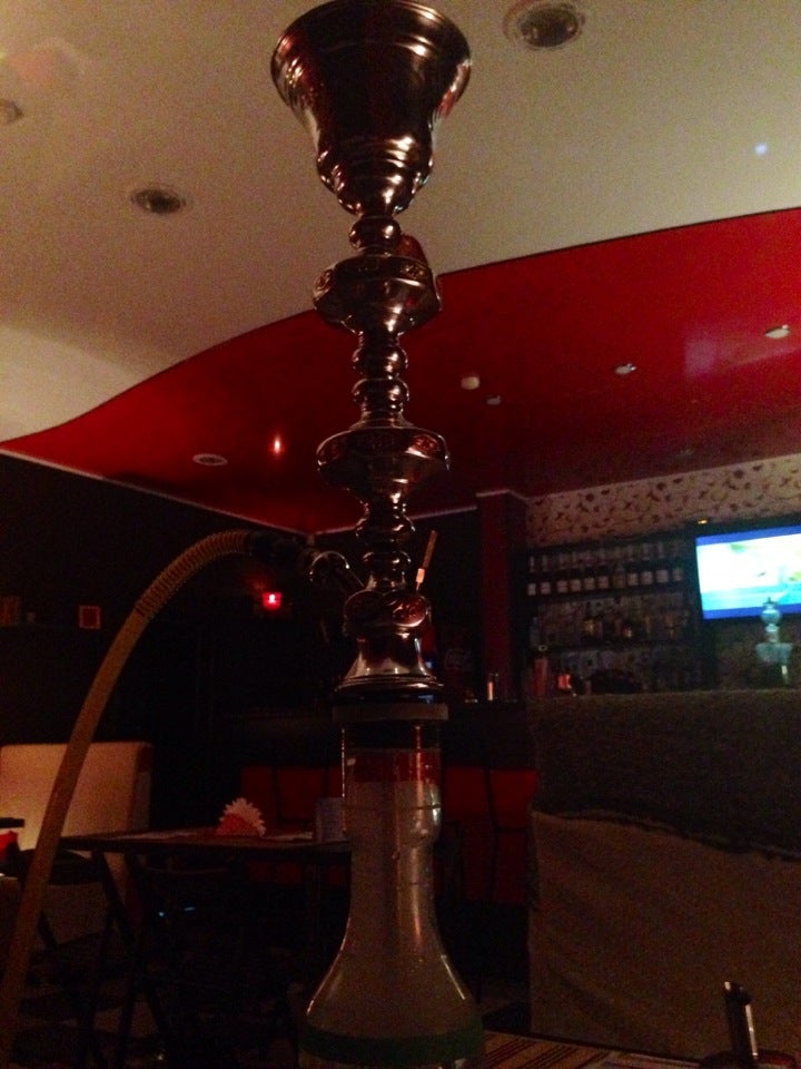 Фото кальяна в клубе без лица