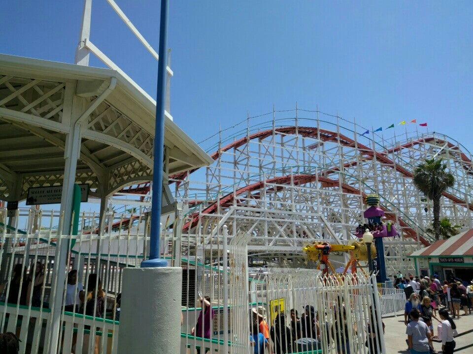 Photo of The Giant Dipper Roller Coaster