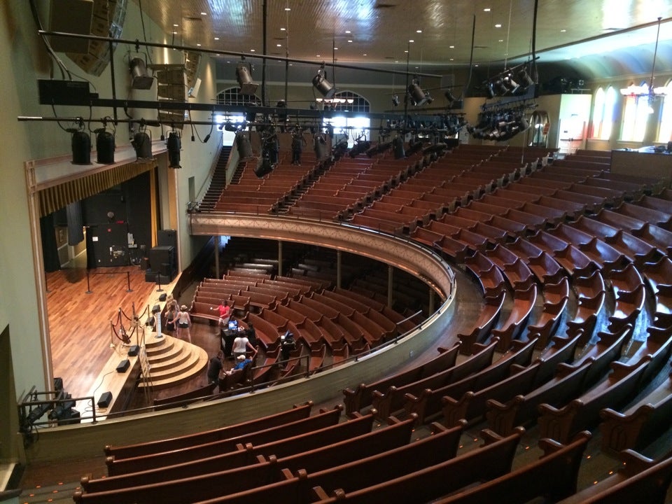 Photo of Ryman Auditorium