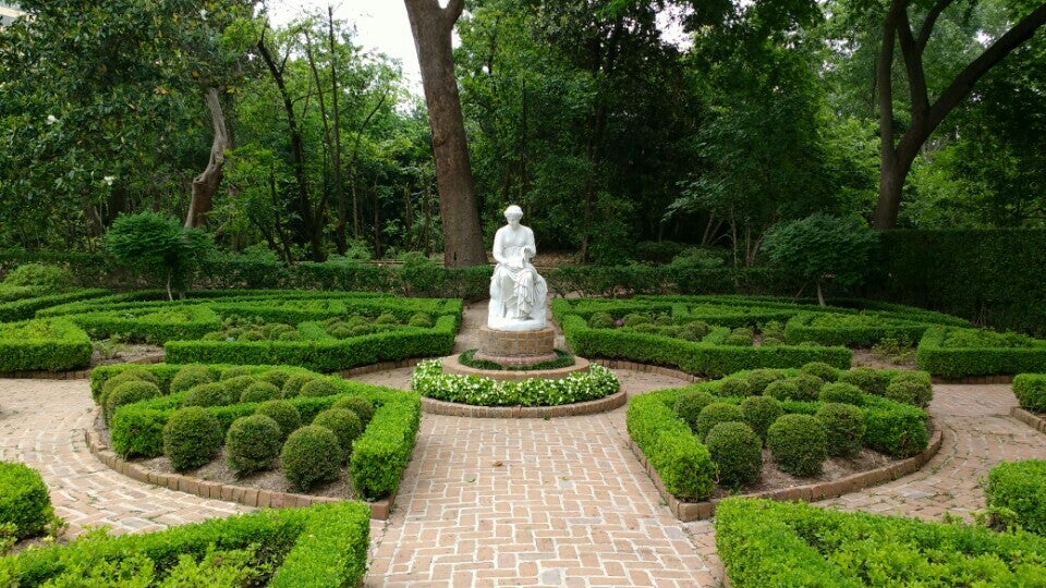 Photo of Bayou Bend Collection and Gardens