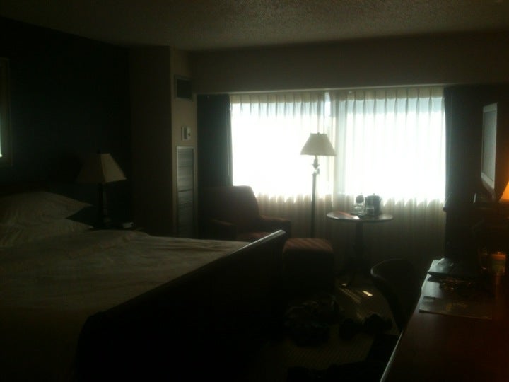 Photo of Sheraton Detroit Novi Hotel