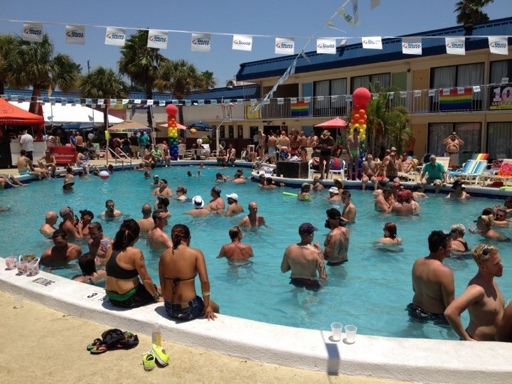 Flamingo pool party adds to Las Vegas' LGBTQ appeal: Travel Weekly