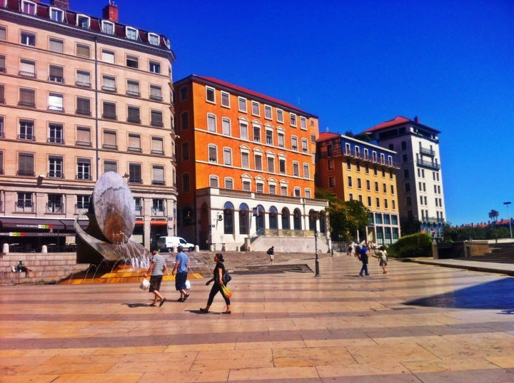 ufc7teCaNX_NqTDsnL7g7eOg1zktRSM25r_9AjQW